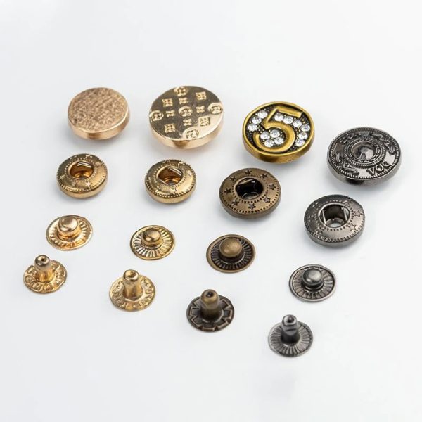 Metal Button 04 600x600